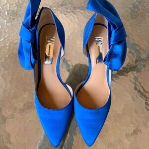 Satin Blue INC International Concepts Pumps W/ Side Bows (Size 7)